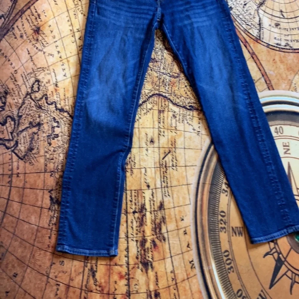 American Eagle Medium Dark Wash Slim Straight Jeans 30”x32”
